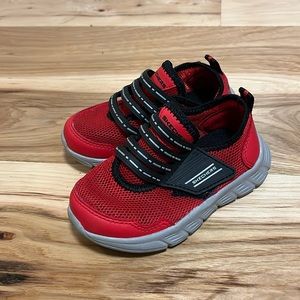 Sketchers 6 toddler